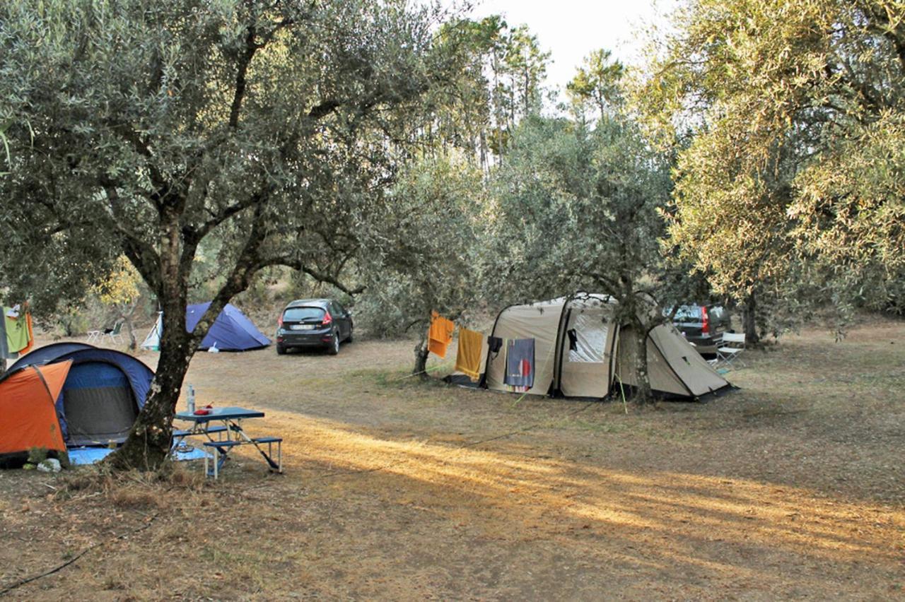 Camping Terreno-Ro-Bi-Li Hotell Cutrofiano Eksteriør bilde